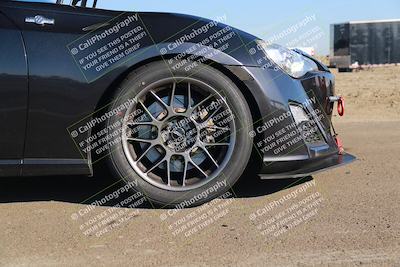 media/Nov-09-2025-Speed Ventures (Sun) [[388b781dcd]]/Around the Pits/